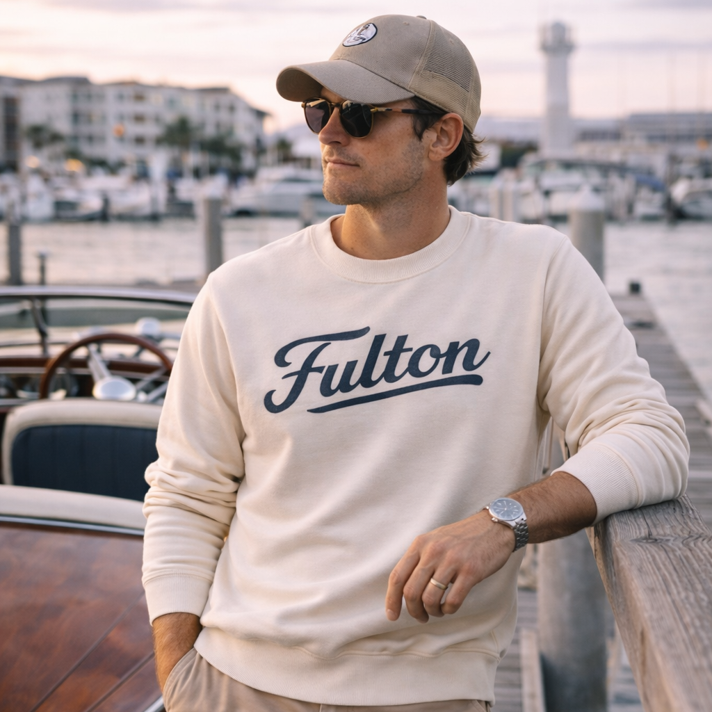 The Vintage White Script Crewneck – Dock Collection